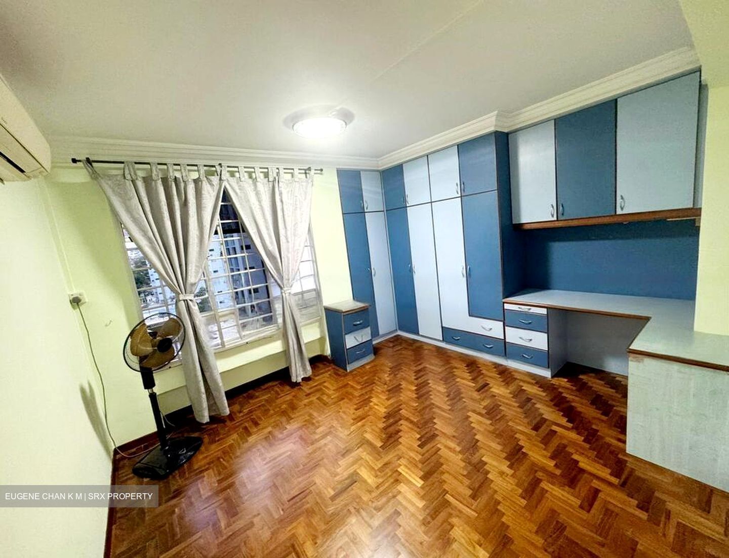 Blk 230J Tampines Street 21 (Tampines), HDB Executive #518912191